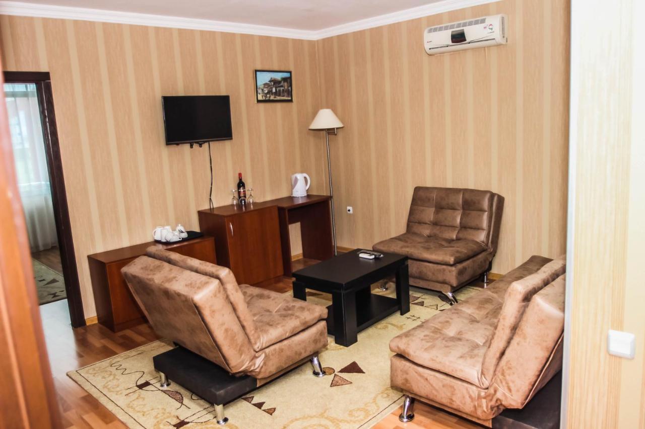 Hotel Istanbul Batumi Zewnętrze zdjęcie