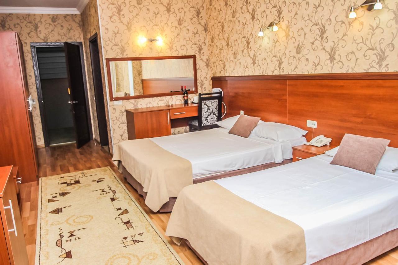 Hotel Istanbul Batumi Zewnętrze zdjęcie