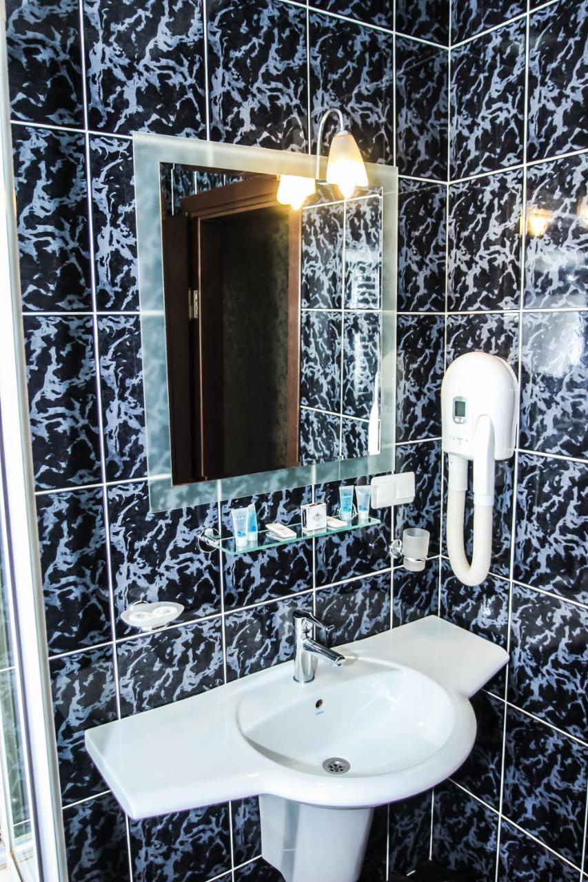 Hotel Istanbul Batumi Zewnętrze zdjęcie