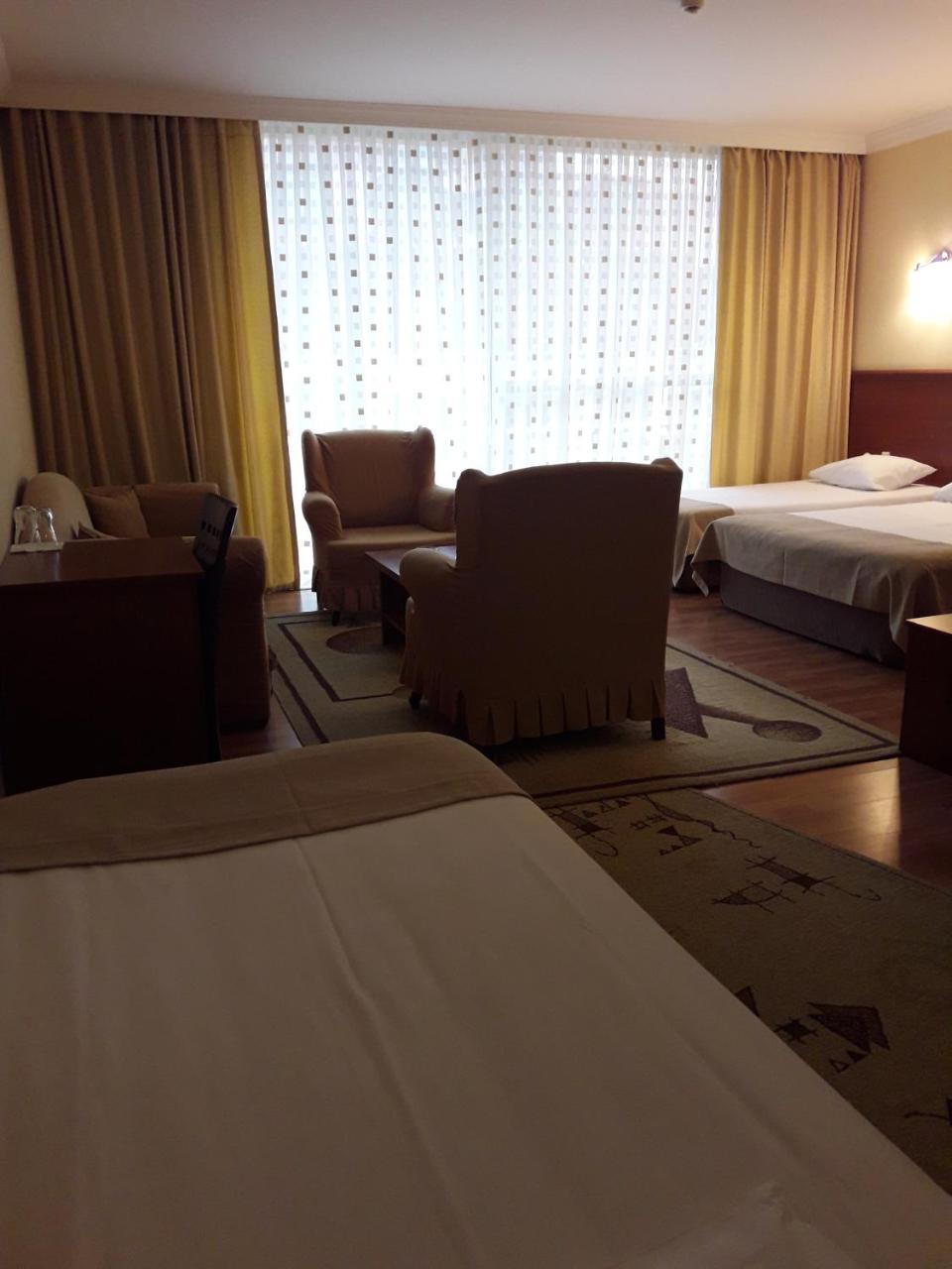Hotel Istanbul Batumi Zewnętrze zdjęcie