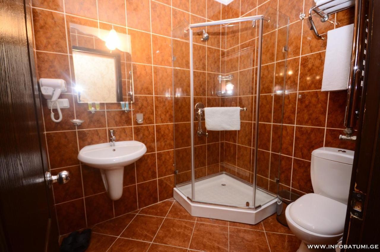 Hotel Istanbul Batumi Zewnętrze zdjęcie