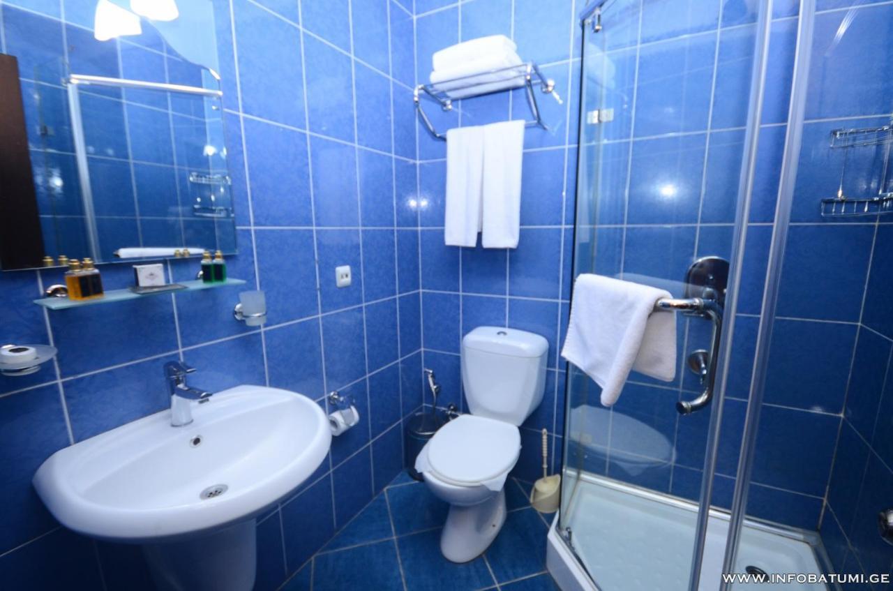 Hotel Istanbul Batumi Zewnętrze zdjęcie