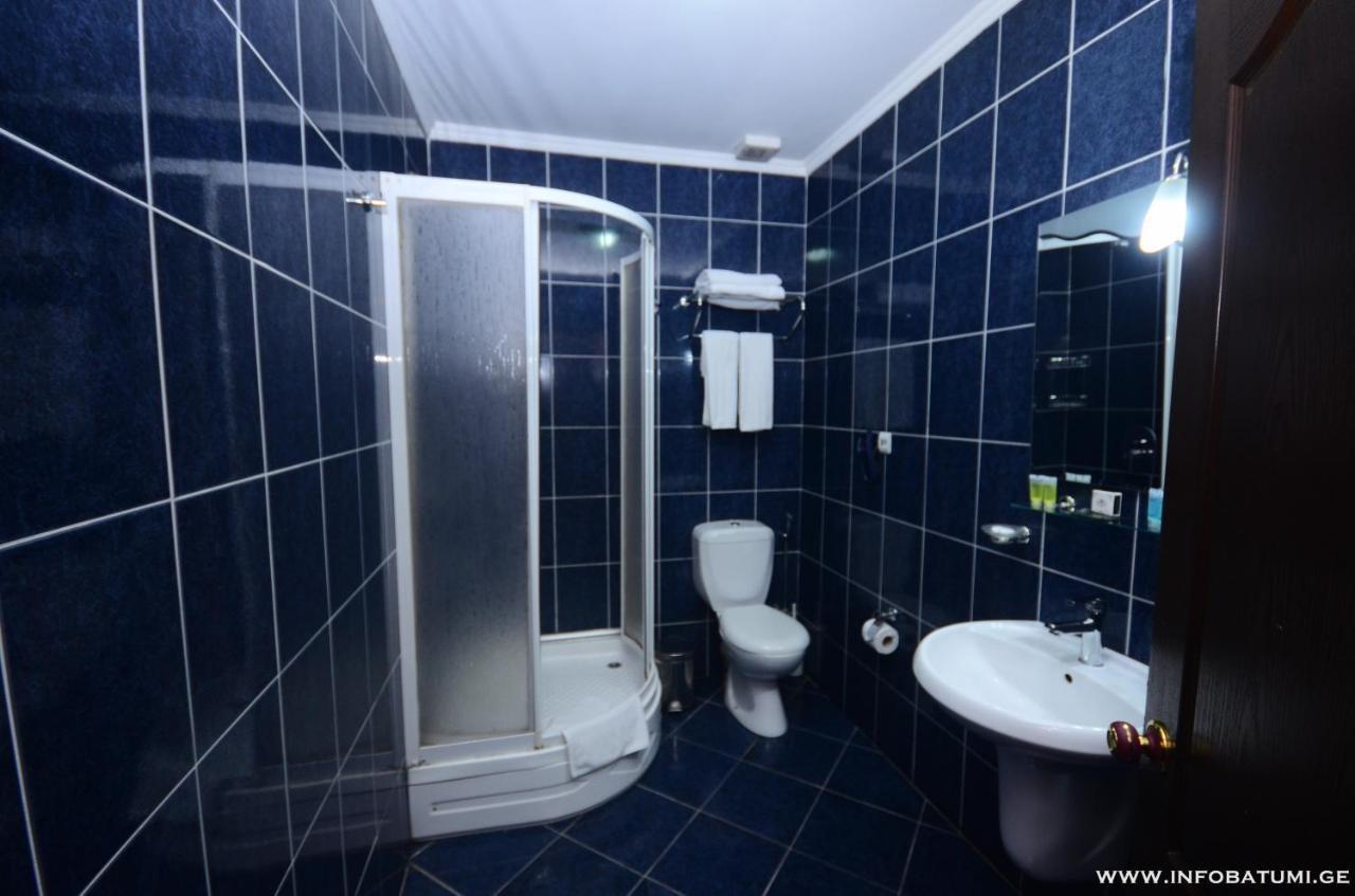 Hotel Istanbul Batumi Zewnętrze zdjęcie